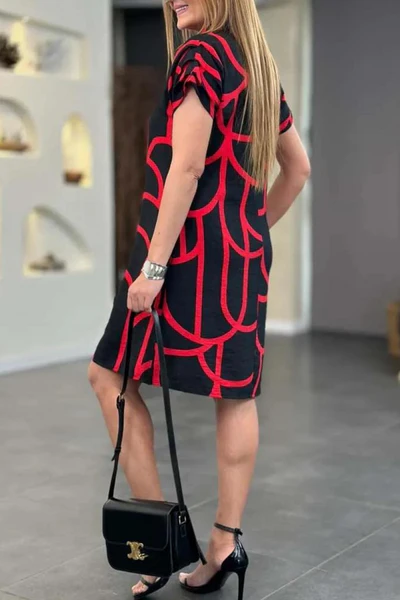 Abito midi con maniche corte