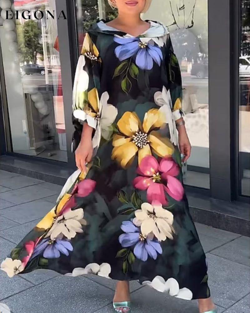 Vestido feminino com estampa floral e manga três quartos para a temporada 2024