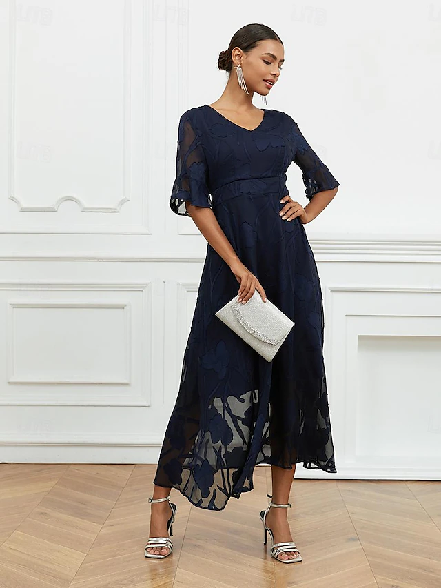 Elegant women's solid color lace long skirt