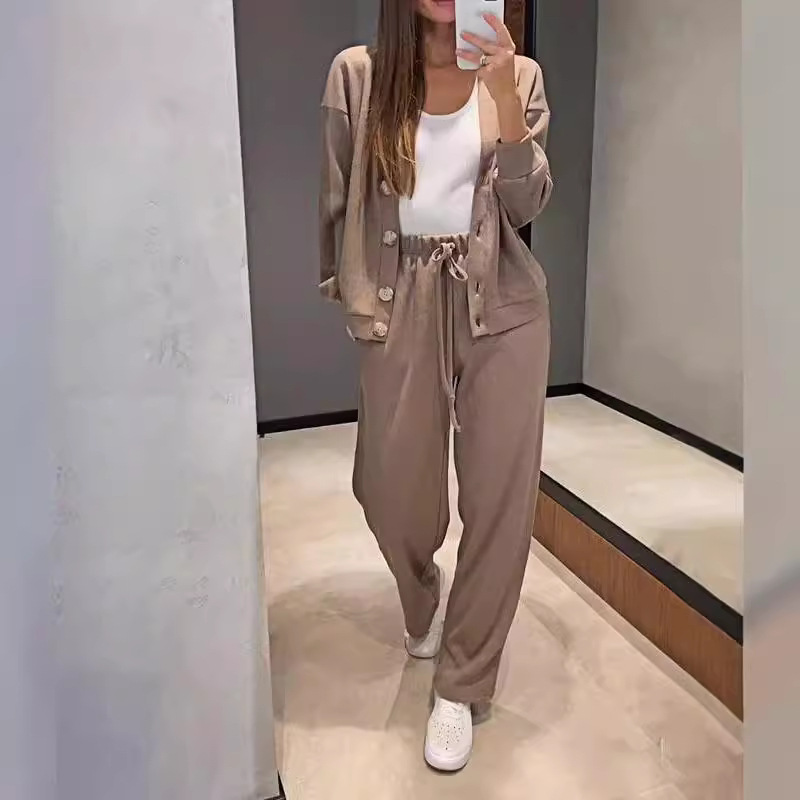 Abito da pantaloni sportivi cardigan con giacca comoda nuova autunno 2024