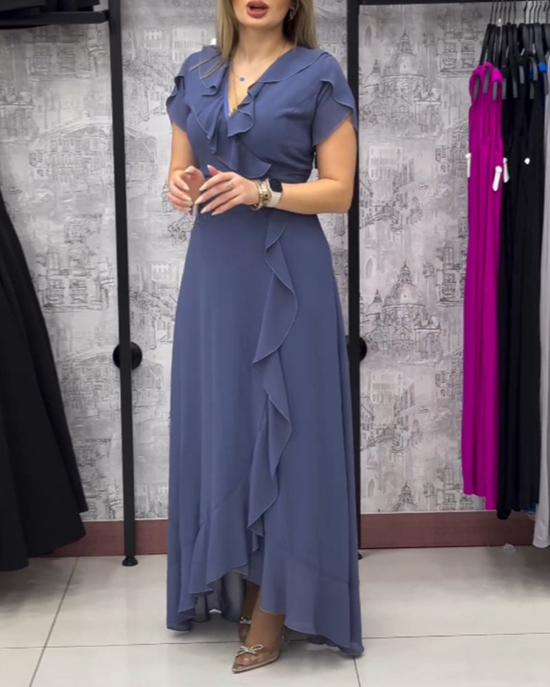 Elegancka długa sukienka w jednolitym kolorze