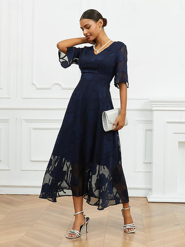 Elegant women's solid color lace long skirt