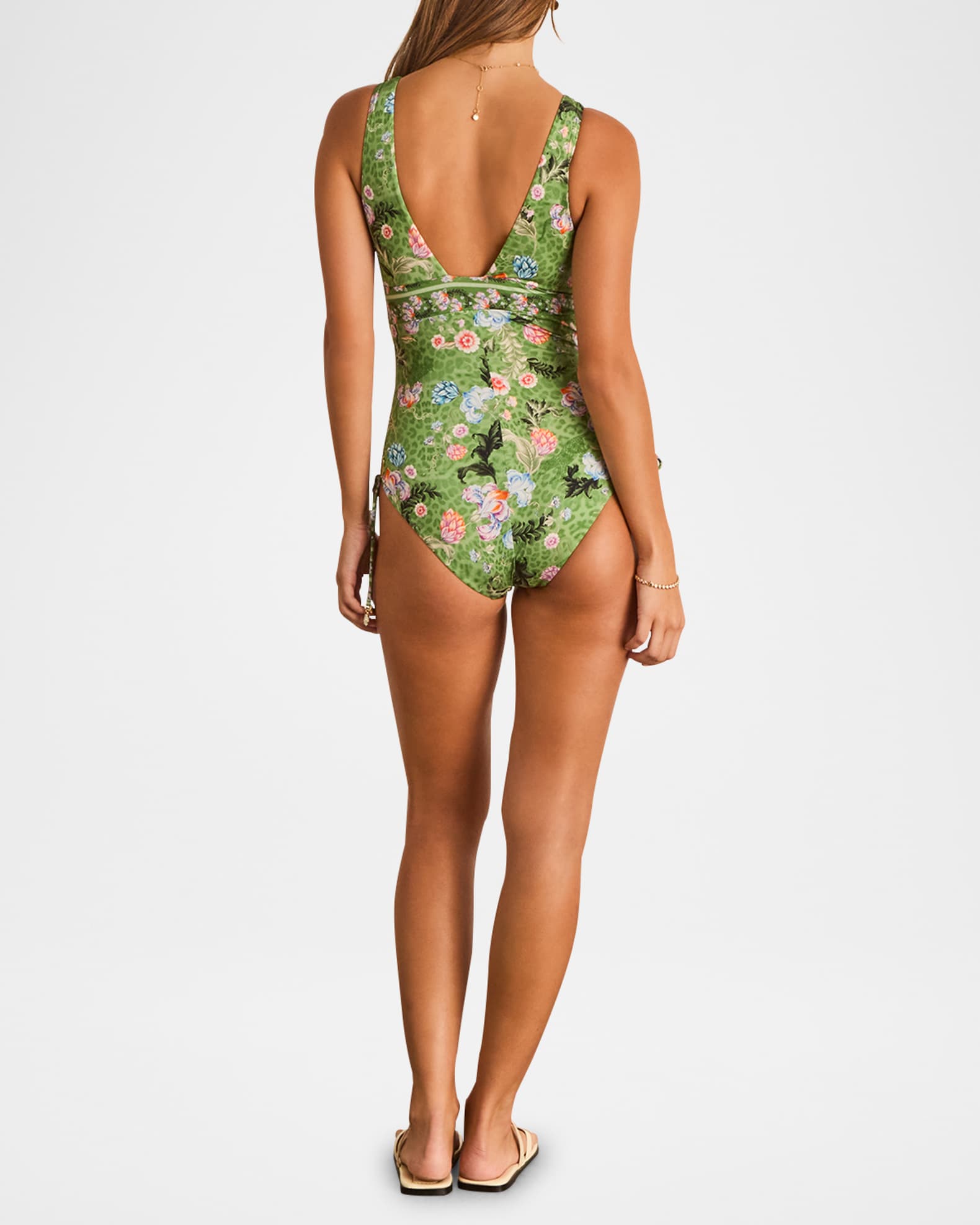 Retro Printed One Piece Swimsuit and Sarong 👙