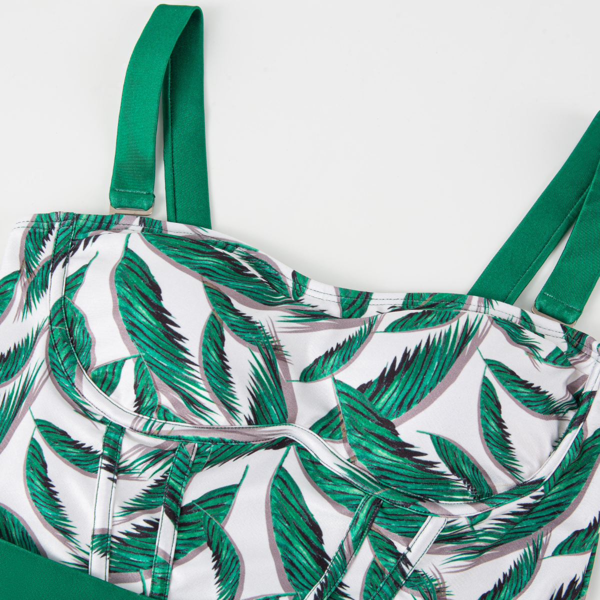 2025 New Green Leaf print One Piece Swimsuit and Skirt