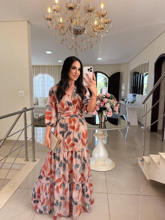 Vestido Elizamara com estampa de folhas nude