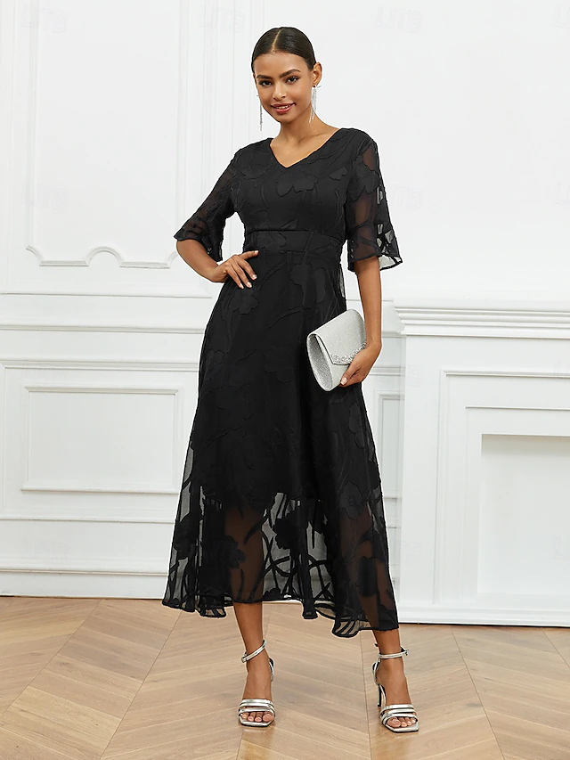 Elegant women's solid color lace long skirt