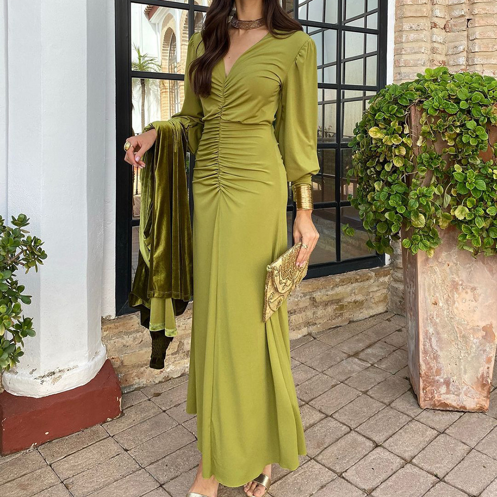 Vestidos longos plissados ​​de cor sólida, justos, com manga de nove minutos e decote em V