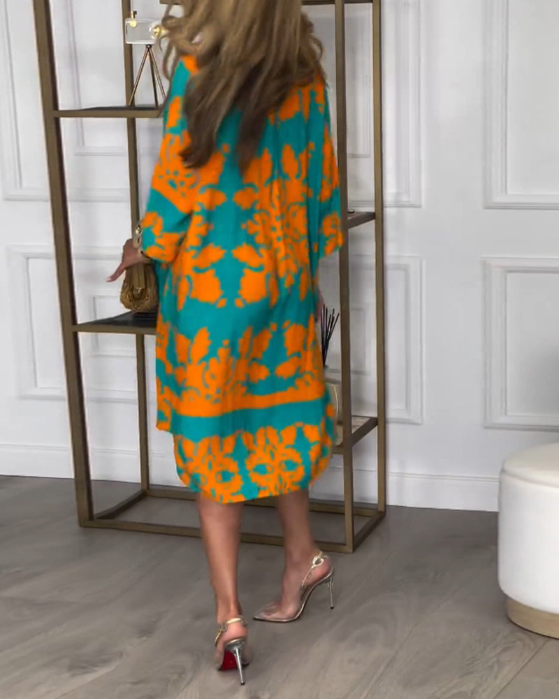 Vestido com decote em V