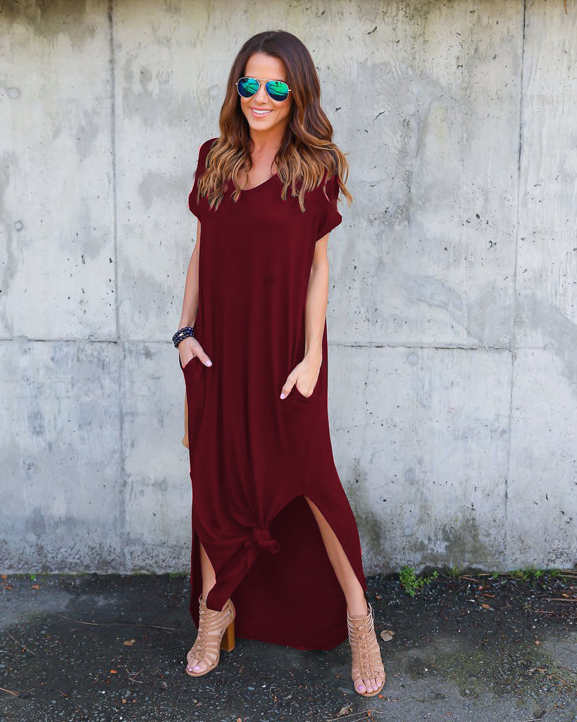 Vestido com decote em V e bolso
