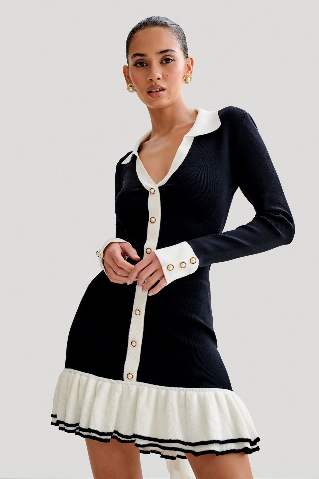 Gonna in maglia con volant e papillon con maniche lunghe