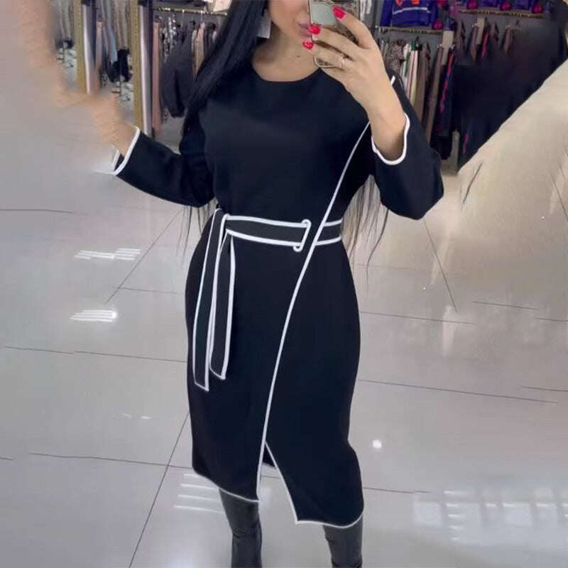 Vestido feminino da moda com mangas compridas na cintura