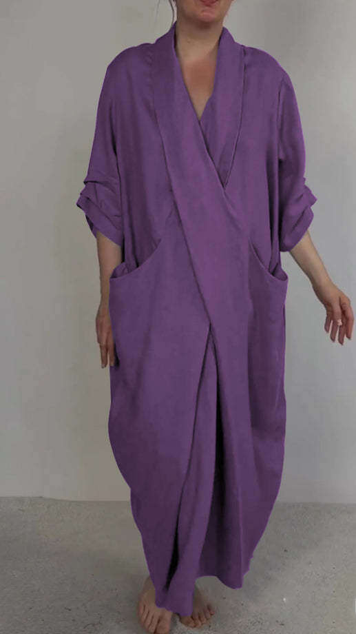 Vestido com bolso grande e decote em V, linho, minimalista
