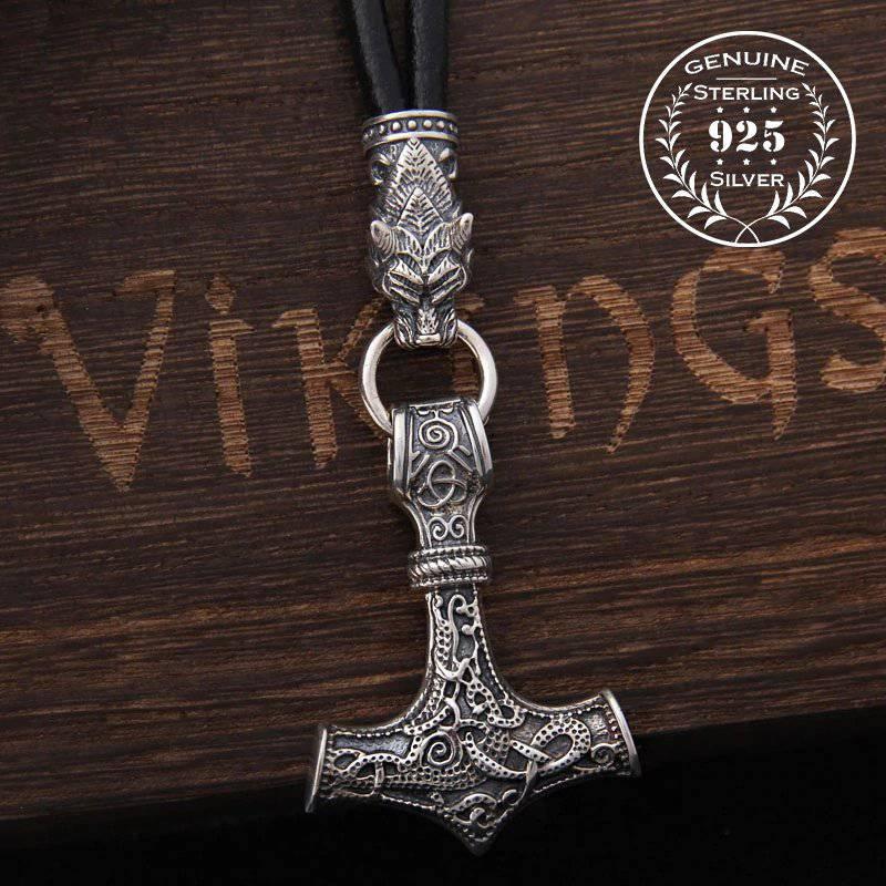 Колие Wolf and Mjölnir - стерлингово сребро