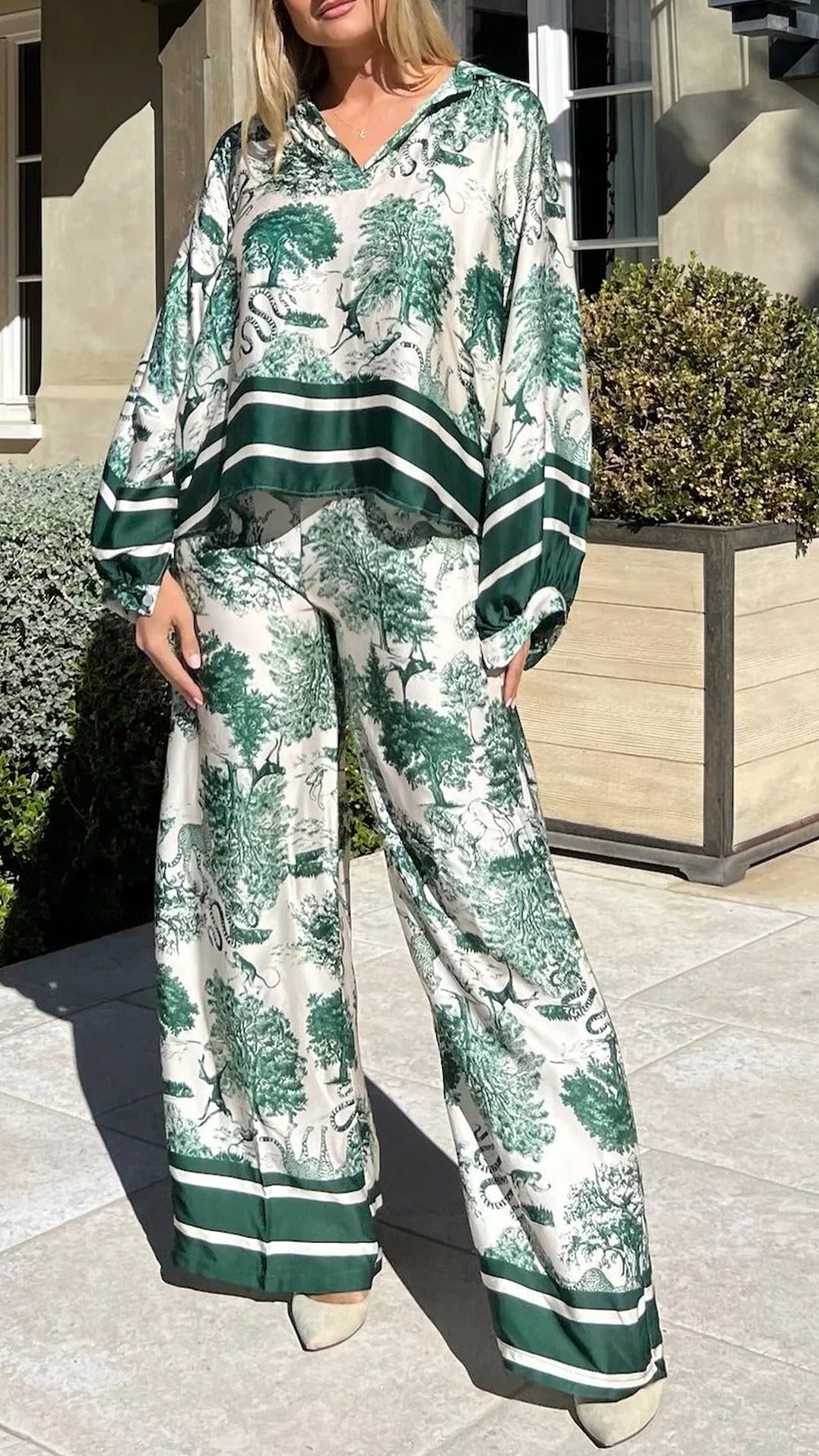 Abito casual con scollo a V stampato e maniche lunghe