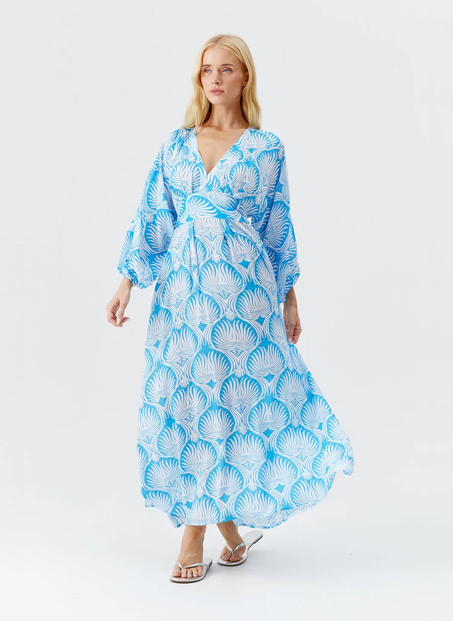 👙One-piece swimming costume with long sleeves and blue lotus pattern, paired with a skirt