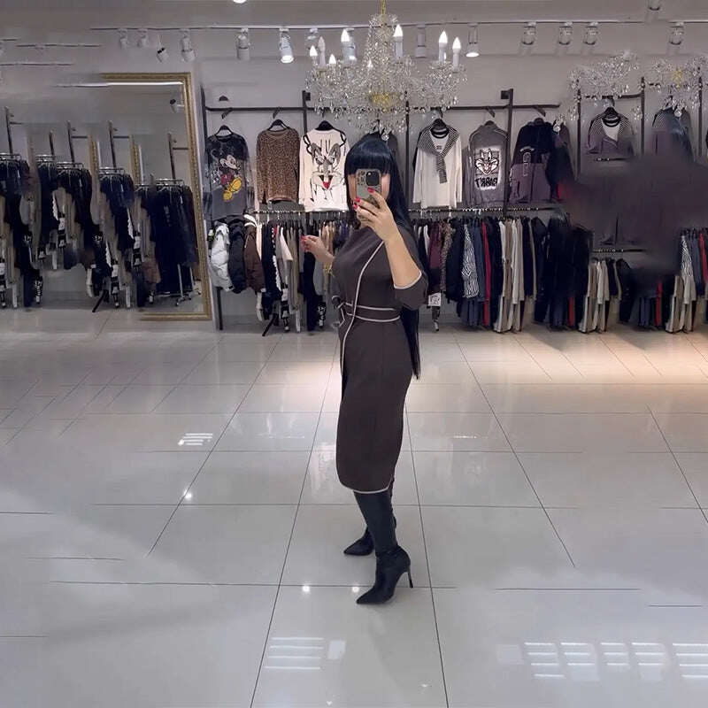 Vestido feminino da moda com mangas compridas na cintura