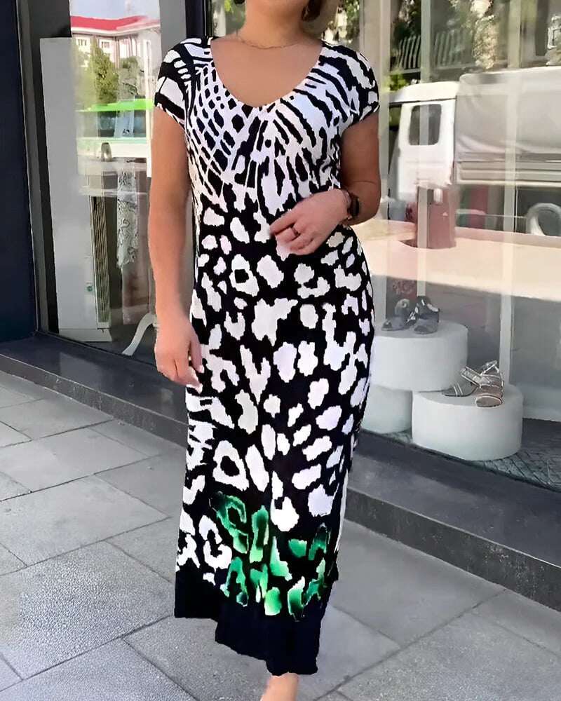 Vestido casual com mangas curtas e estampa