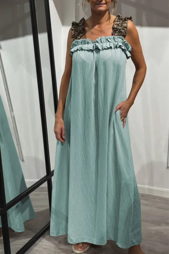 Vestido casual feminino com alças e estampa de oncinha