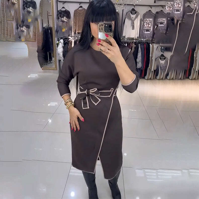 Vestido feminino da moda com mangas compridas na cintura