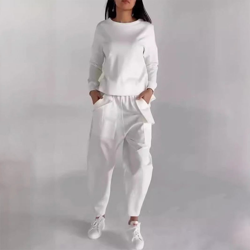 Fato desportivo casual para mulher com vários bolsos