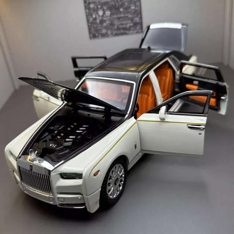 1:18 и 1:24 модел Rolls Royce Phantom Diecast