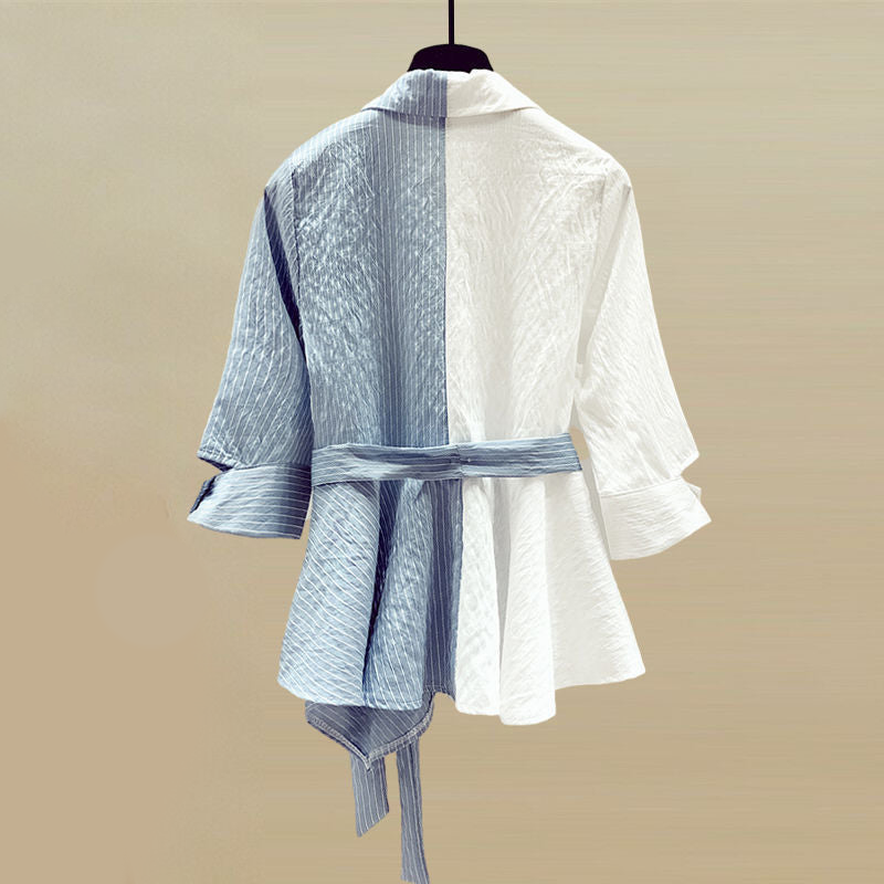 Terno feminino de duas peças com camisa e jeans