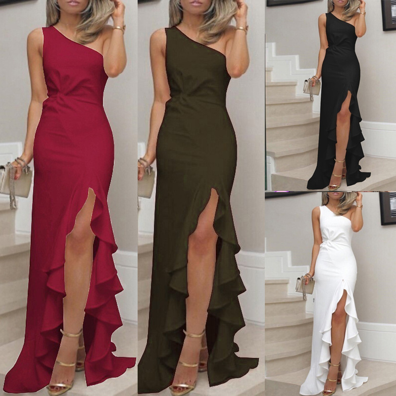 Vestido de noite com fenda e babados®