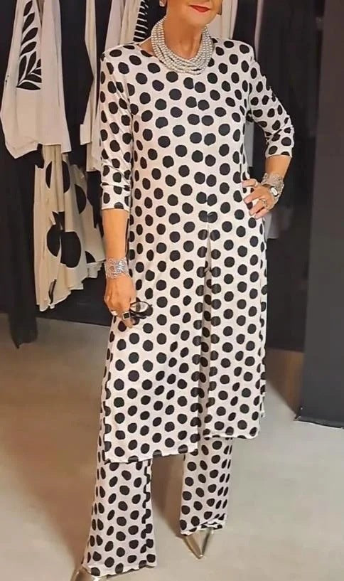Tuta da donna con stampa a pois e maniche lunghe e scollo tondo