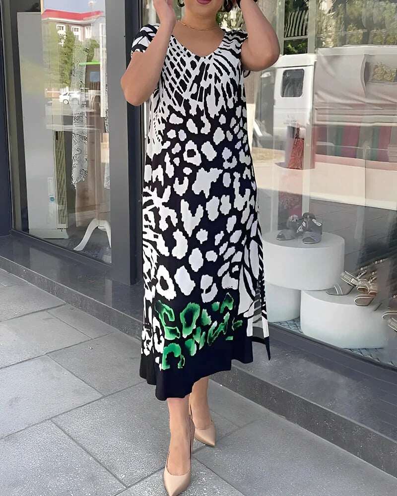 Vestido casual com mangas curtas e estampa
