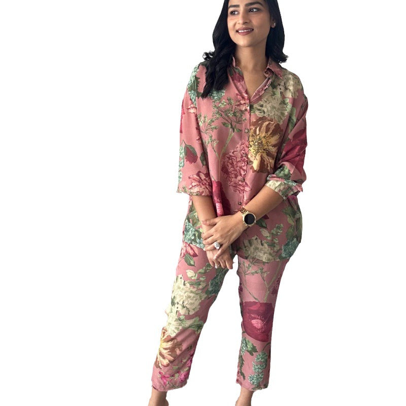 Camicia, pantaloni cropped, completo due pezzi con stampa floreale alla moda
