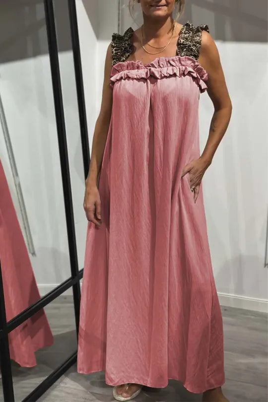 Vestido casual feminino com alças e estampa de oncinha