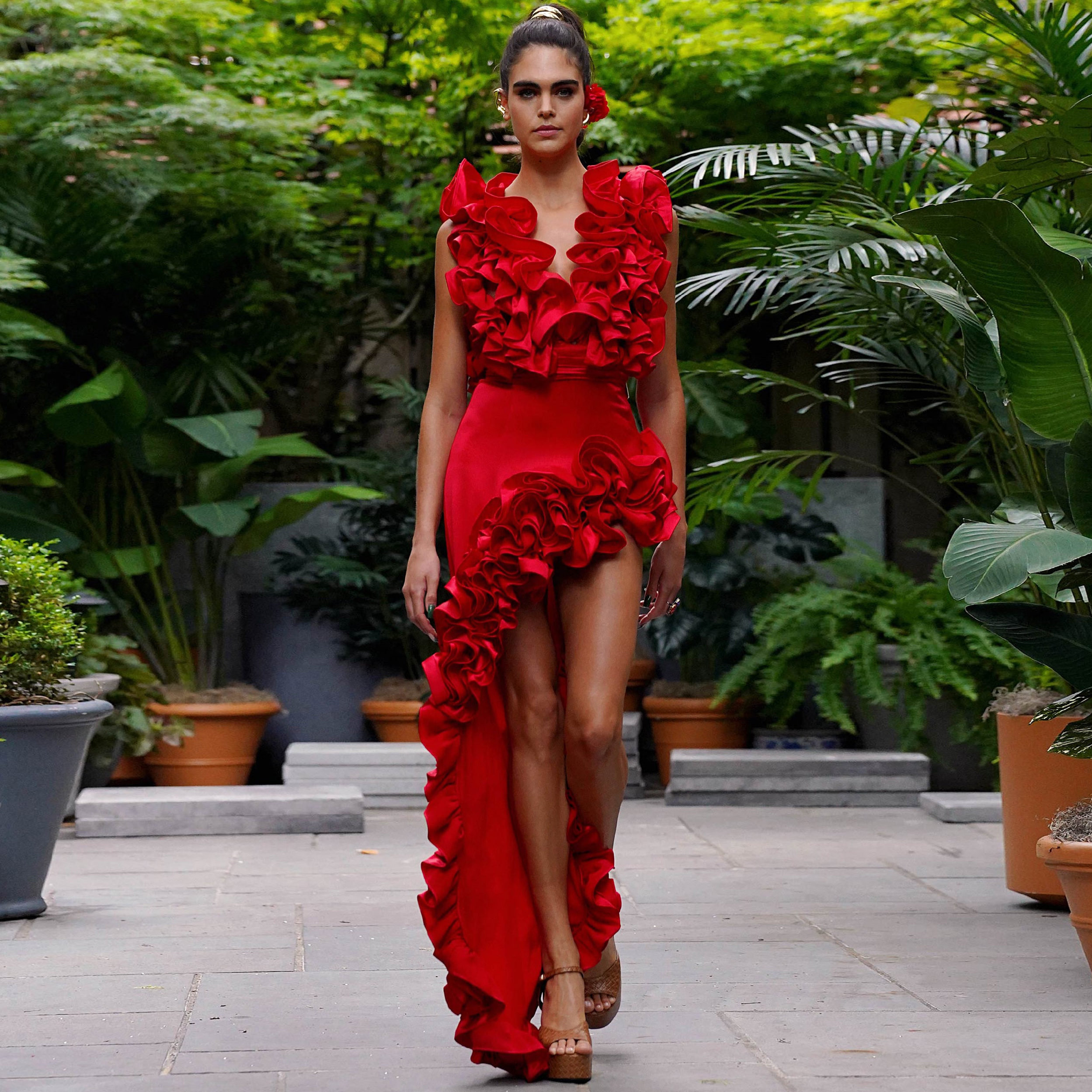 ✨ Red Flower Frilled V Neck One Piece Swimsuit and Skirt