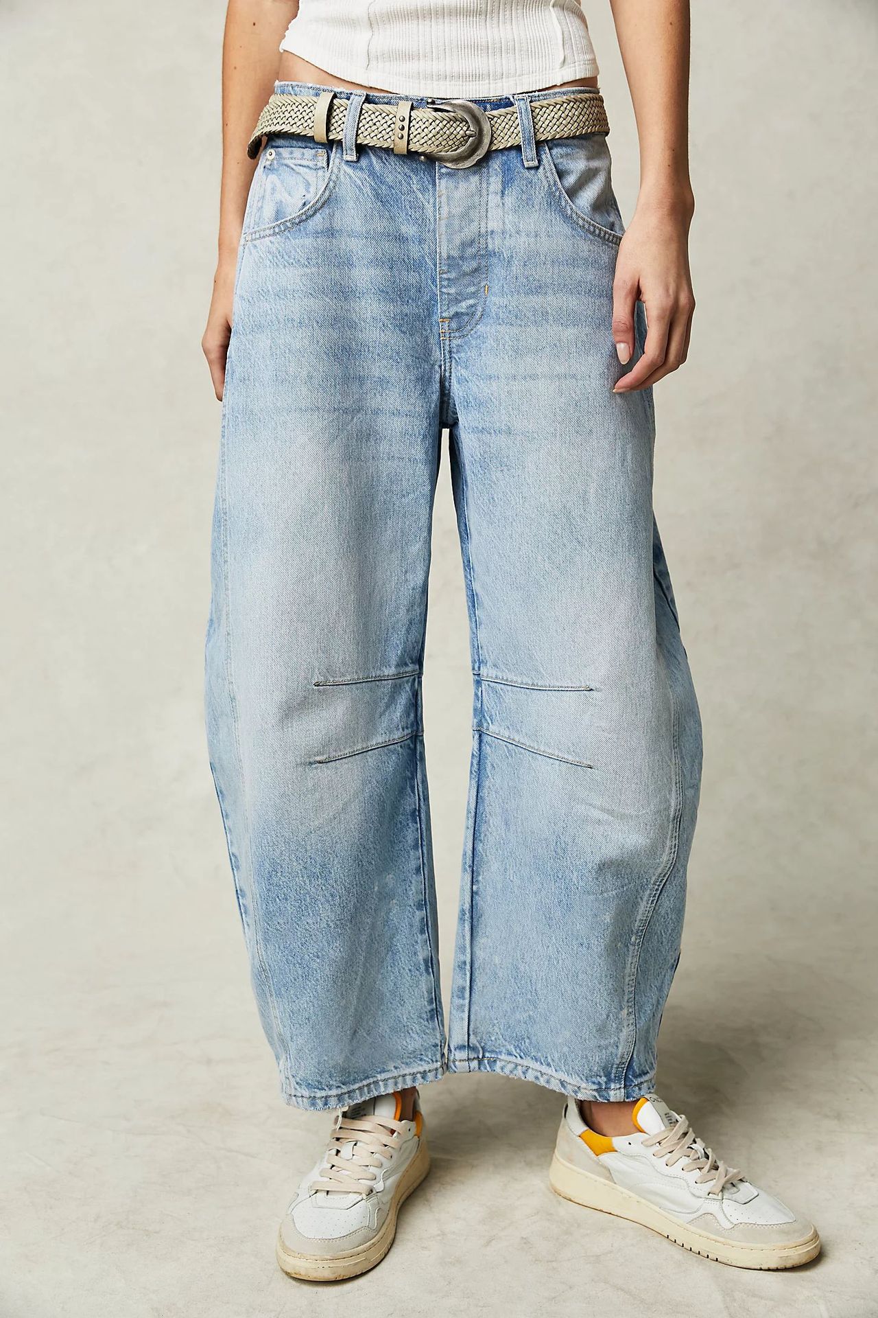 Jeans da donna casual a vita media, vestibilità ampia