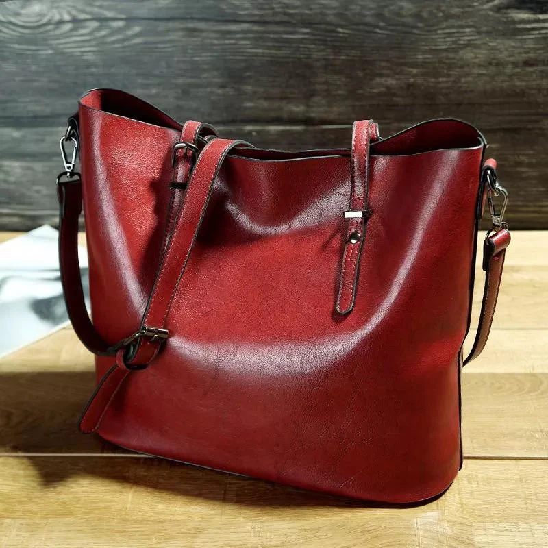 Bolsa de couro feita à mão